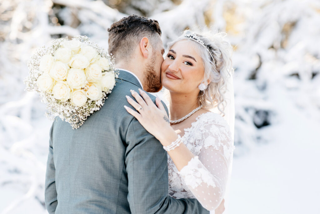 After-Wedding Shooting im Schnee am Oderteich